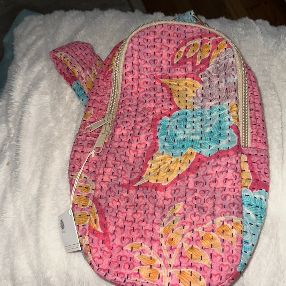 NWT World Finds Sling bag